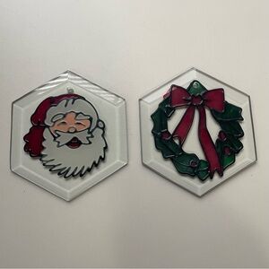 Vintage Christmas Sun Catchers Glass Santa and Wreath 2pc Set 1986